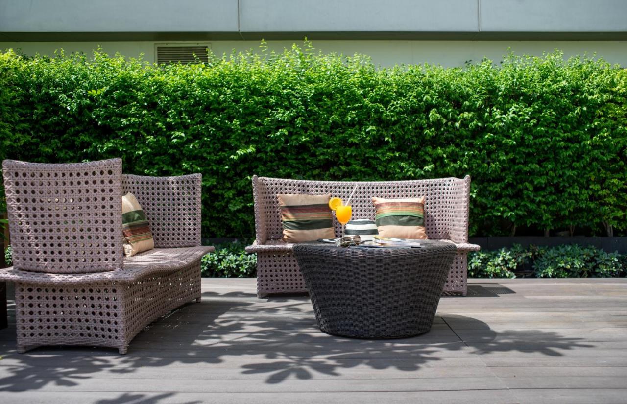 Sivatel Bangkok Hotel Exterior foto The outdoor area